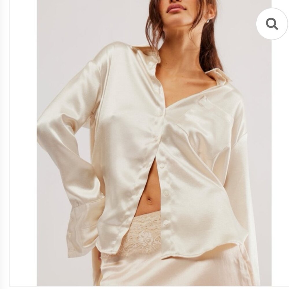 Free People Shirt Womens Size Medium Shooting For The Moon Button Down Satin